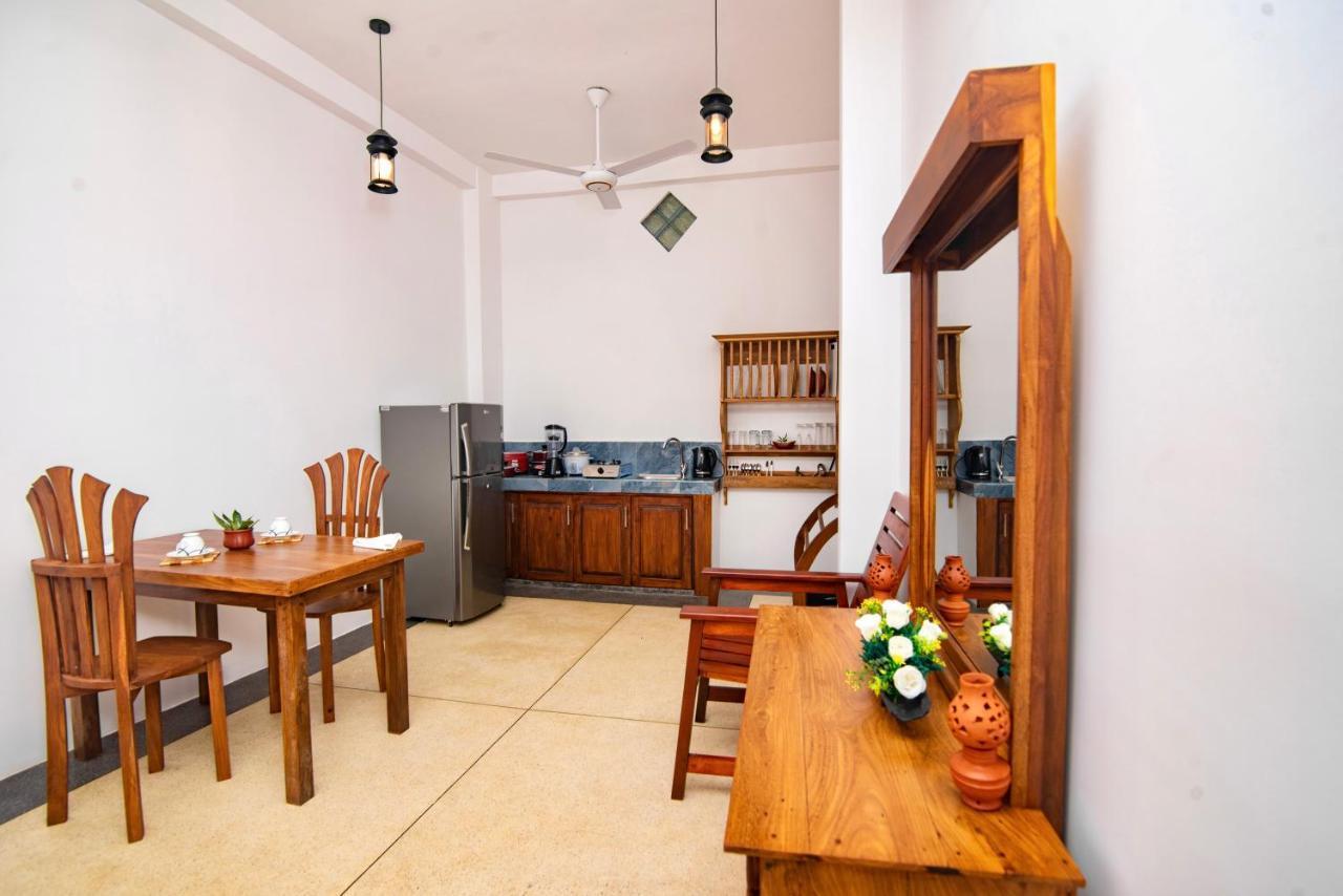 Villa Ray White Unawatuna Exteriör bild